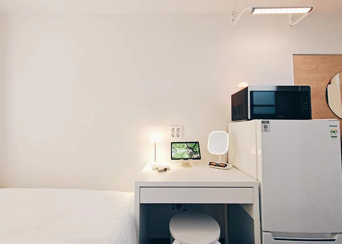 Hotel W